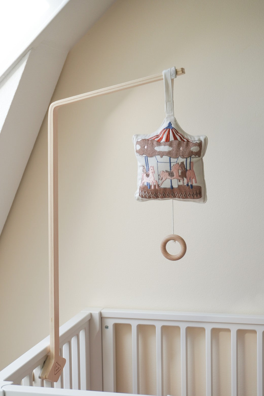 Music Mobile, Carousel - OCS