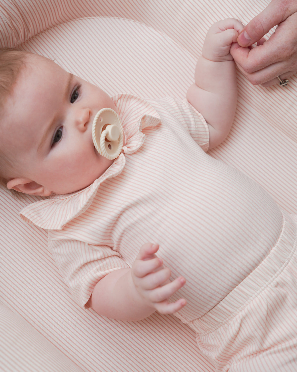 Kurzärmeliger Body Olivia, 56 cm - GOTS - Classic Stripes Rose 
