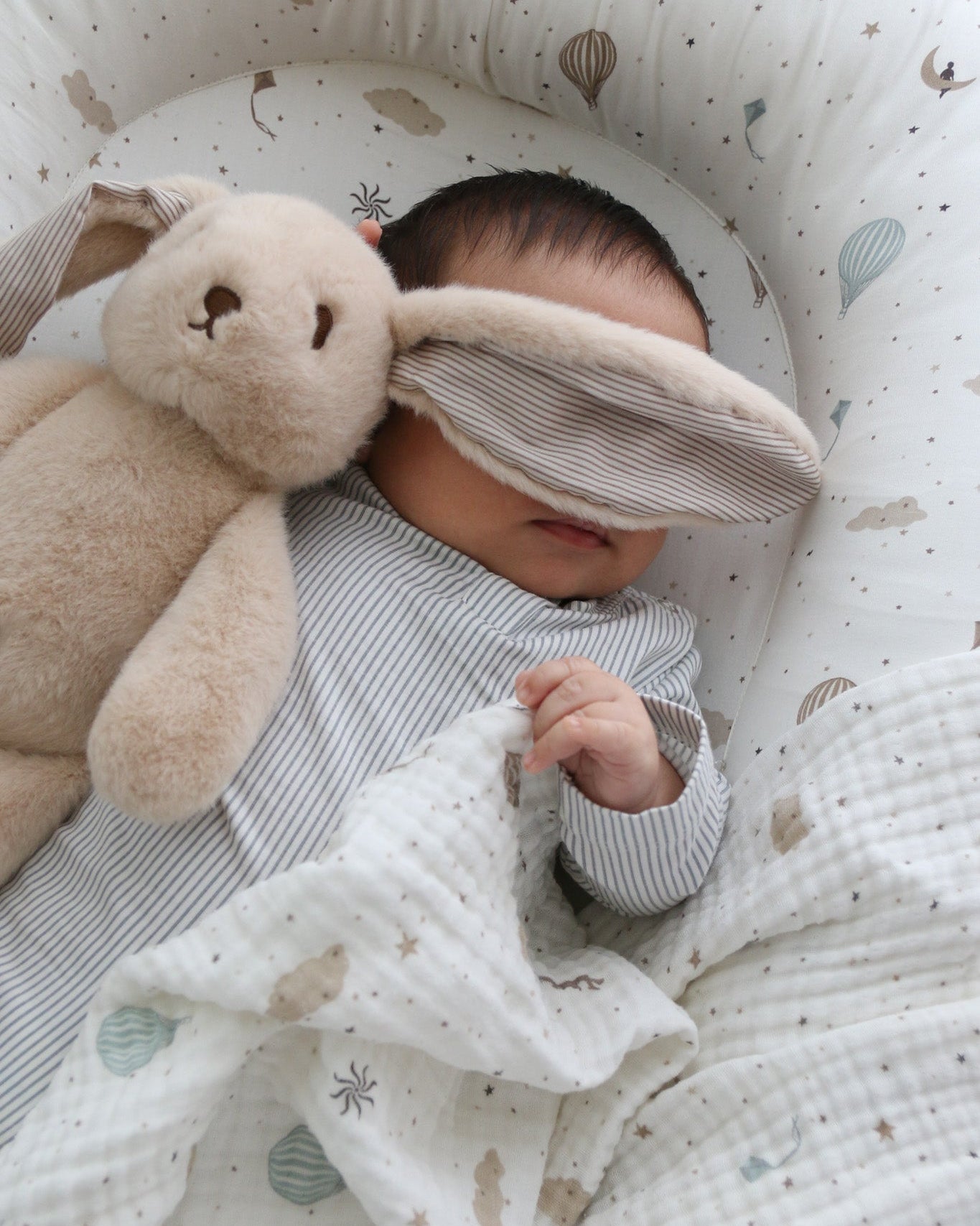 Billie Kuscheltier Hase - Latte/Classic Stripes Camel