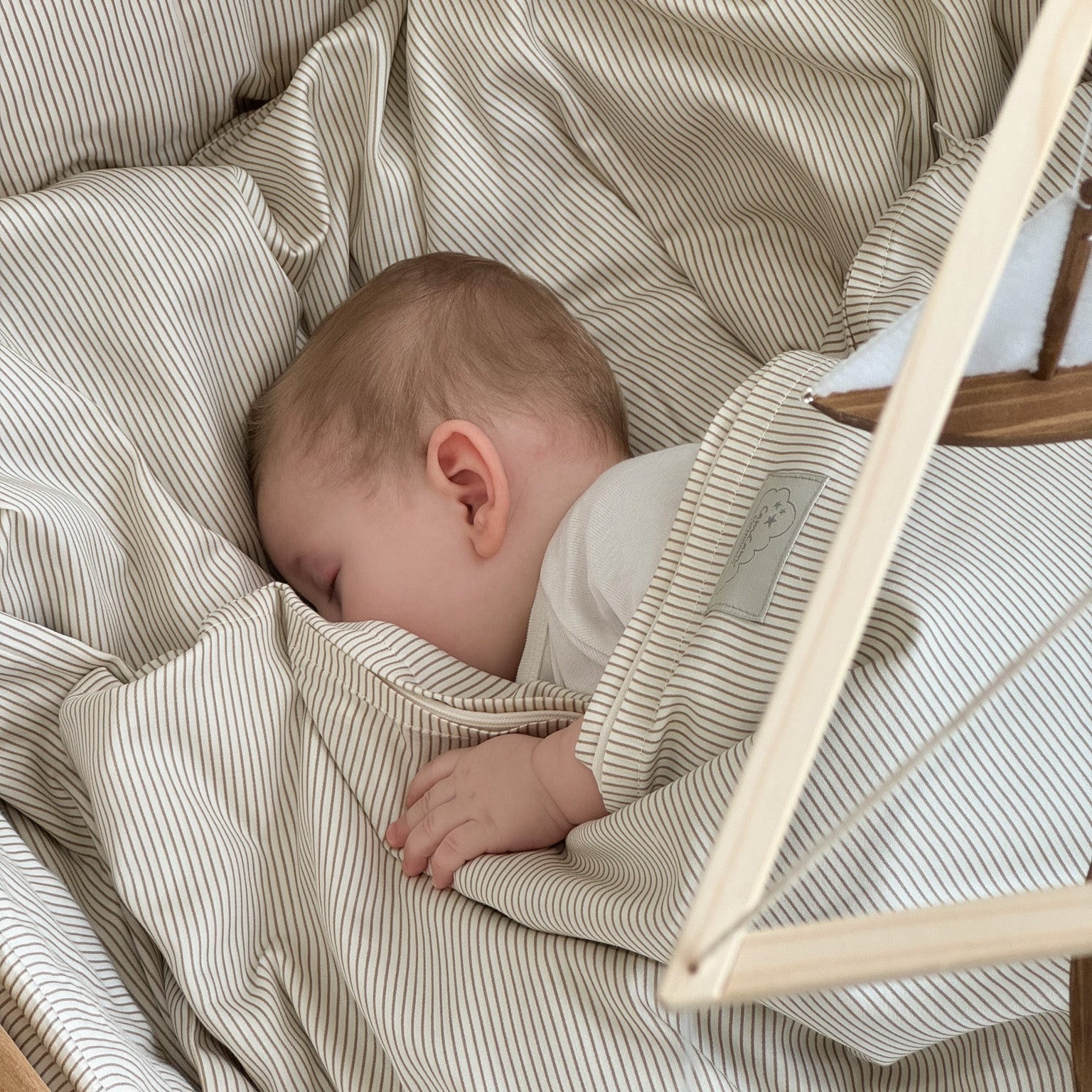 Babybettwäsche, 70x100cm - GOTS Classic Stripes Camel